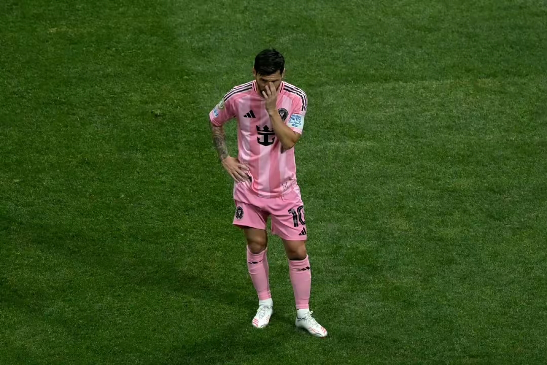 包含赛后英超焦点战，皇家马德里遗憾出局，震撼外界，纪律约束更严格的词条