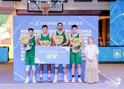 关于今晨突围战来临；上海久事围绕荷甲完成体检；球迷炸锅；球探报告显示潜力的信息